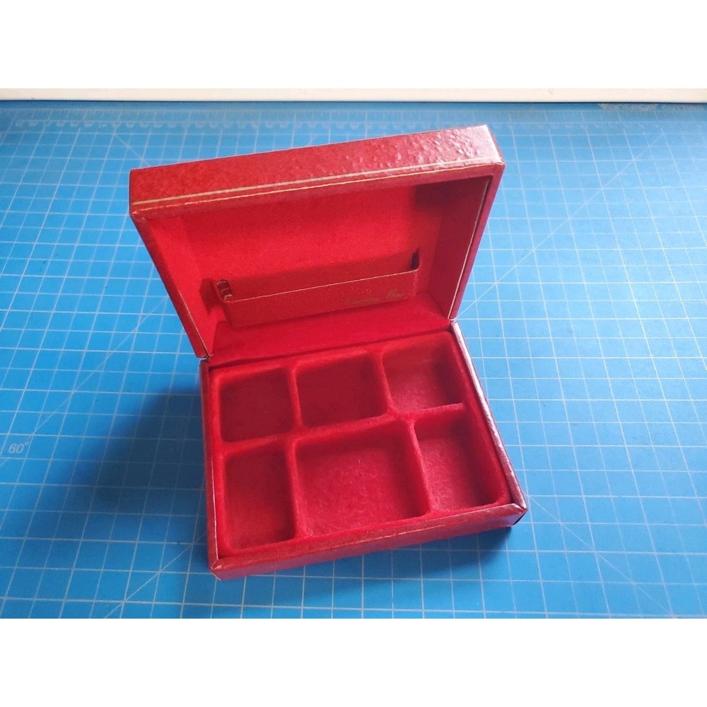 VTG Mid Century Clam Shell Travel Jewelry Box case.